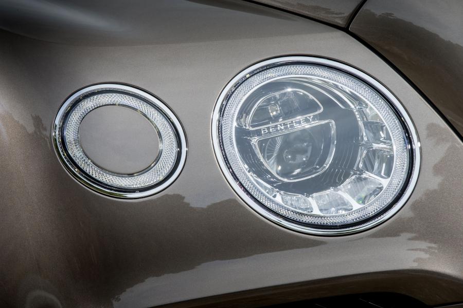 Детали экстерьера Bentley Bentayga Diesel 2016 года  (WW) (фото 27 из 107)
